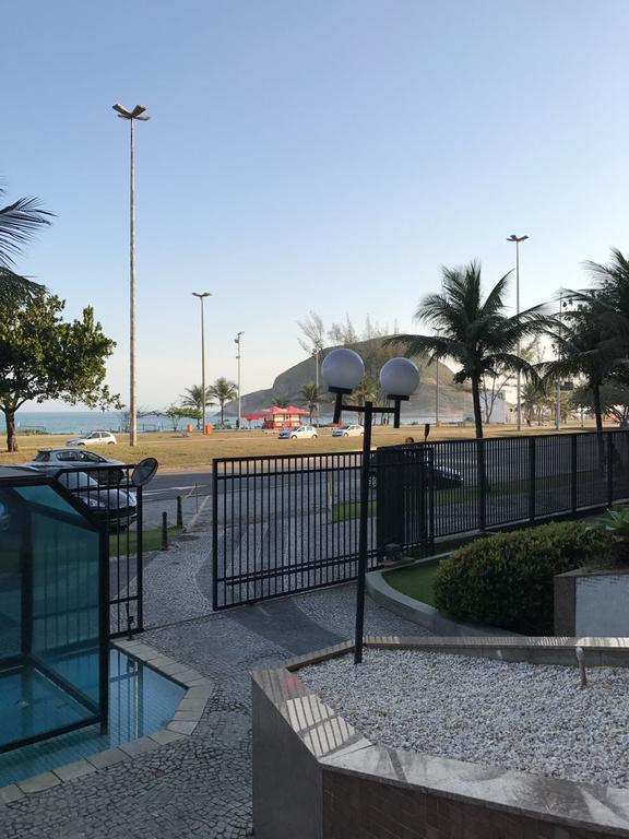 Completo * Río de Janeiro